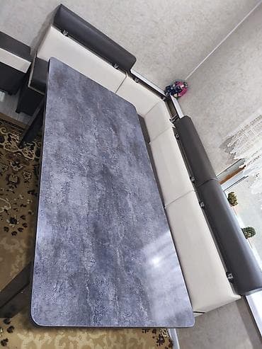 стол с регулировкой по высоте: Кухонный мягкий уголок, Другой материал, цвет - Серый — 1