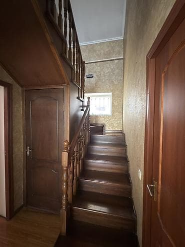 большой сад: Просторный частный дом с благоустроенным двором в Новопокровке. С — 10