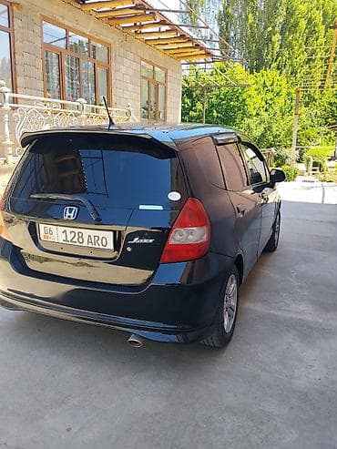 Транспорт: Honda Jazz: 2007 г., 1.5 л, Механика, Бензин, Хэтчбэк — 4
