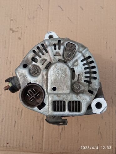 Генераторы: Генератор Honda 1996 г., Б/у, Оригинал, Япония — 2