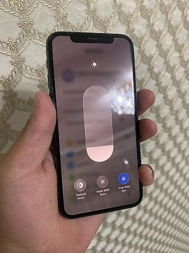 айклауде: IPhone 11 Pro, Б/у, 64 ГБ, Matte Space Gray, Защитное стекло, 100 % — 2