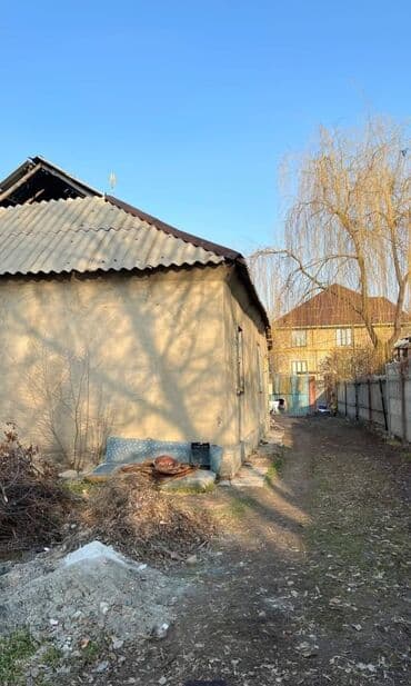 ала тоо продаю дом: Дом, 70 м², 3 комнаты, Риэлтор, Старый ремонт — 4