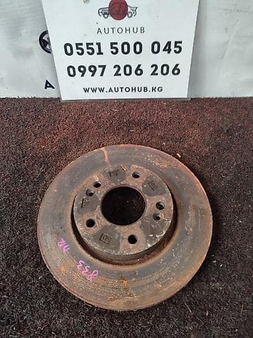 samsung e350: Предний тормозной диск Hyundai 2017 г., Б/у, Оригинал — 1