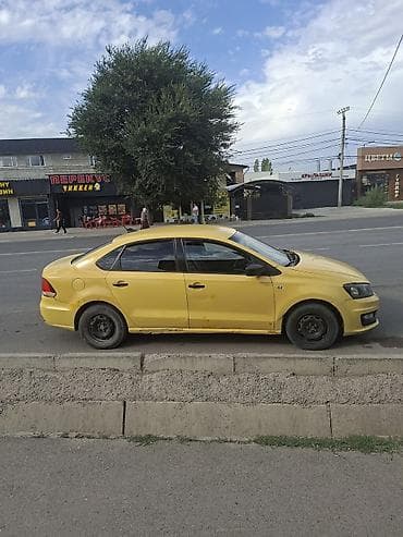 другие марки: Volkswagen Polo: 2018 г., 1.6 л, Механика, Бензин, Седан — 3