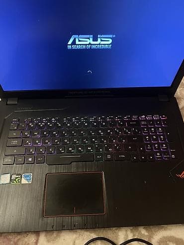 задаю: Игровой ноутбук ASUS ROG (серия Strix) - Дисплей: 15.6" — 2