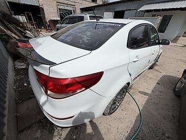 kia rio 2017: Kia Rio: 2015 г., 1.6 л, Автомат, Бензин, Седан — 4