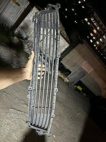 leksus: Решетка радиатора Lexus 2015 г., Б/у, Оригинал — 1