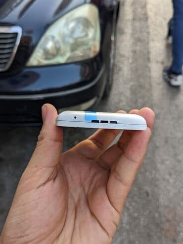 3g: Blackberry Q5, 2 ГБ, цвет - Белый, 1 SIM — 6