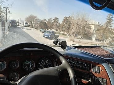 даф хф: Тягач, DAF, 2000 г. — 2