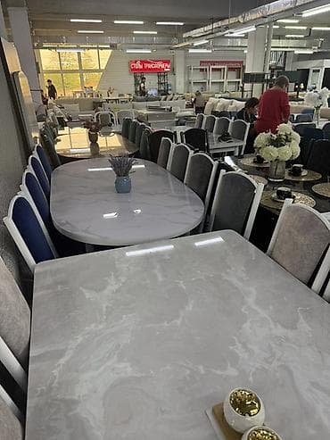 кухонный сервант: Обеденные столы столешницей под мрамор - Столешницы: крупноформатная — 3