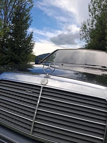 Mercedes-Benz W124: 1990 г., 2.3 л, Кол менен иштөөчү, Бензин, Седан lalafo.kg да Mercedes-Benz W124: 1990 г., 2.3 л, Кол менен иштөөчү, Бензин, Седан