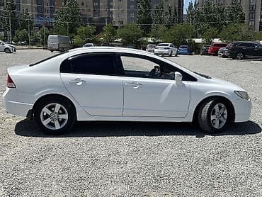 Honda Civic: 2006 г., 1.8 л, Автомат, Бензин, Седан — 3