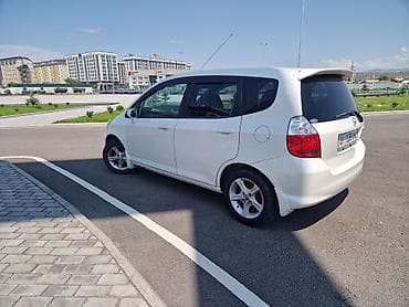 Продажа авто: Honda Fit: 2004 г., 1.3 л, Вариатор, Бензин — 2
