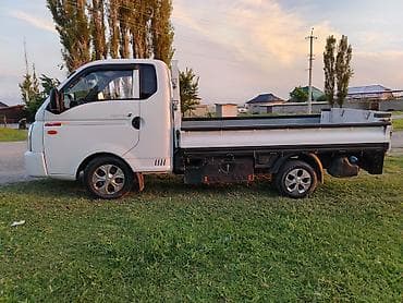 киа bongo: Легкий грузовик, Hyundai — 2