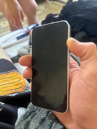 face: IPhone 13 mini, Б/у, 128 ГБ, Белый, Чехол, 75 % — 2