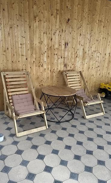 Үйлөр: 🏡 Продается 4-комнатный дом 📍 Район: ж/м Ак-Орго (по ул. Алыкулова) — 10