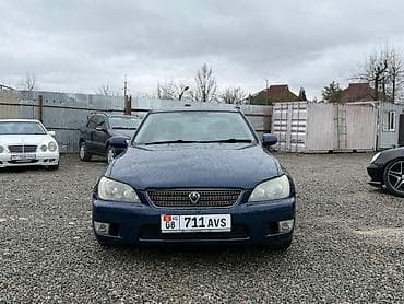 Toyota Altezza: 2004 г., 2 л, Автомат, Бензин, Седан at lalafo.kg Toyota Altezza: 2004 г., 2 л, Автомат, Бензин, Седан