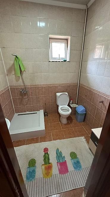 юг 2 мкр: 370 м², 6 комнат, Утепленный — 9