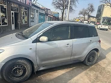 Toyota: Toyota Ist: 2003 г., 1.3 л, Автомат, Бензин, Хэтчбэк — 3