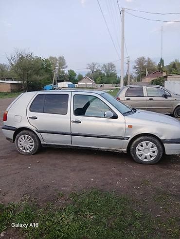 subaru 2010: Volkswagen Golf: 1994 г., 1.6 л, Бензин, Хэтчбэк — 5