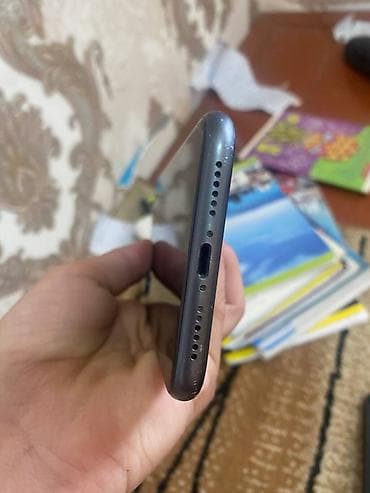iphone 13 xr: IPhone 11, 128 ГБ, Черный — 6