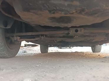 Mazda 323: 1996 г., 1.8 л, Механика, Бензин, Седан — 5