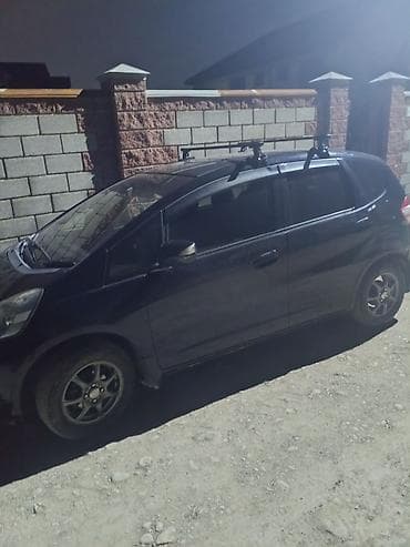 nissan cefiro 32: Honda Fit: 2008 г., 1.3 л, Вариатор, Хэтчбэк — 4