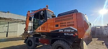 Экскаватор, Doosan, 2016 г., Колесный at lalafo.kg Экскаватор, Doosan, 2016 г., Колесный