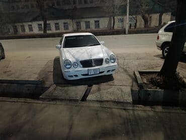 седаны: Mercedes-Benz E-Class: 2002 г., 3.2 л, Автомат, Бензин, Седан — 2