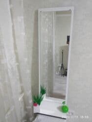 аквариум с тумбой: Зеркало с полочкой на стену . Высота 1метр. 10 см. Ширина 35 см. В — 1