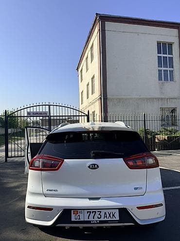 e star: Kia Niro: 2018 г., 1.6 л, Робот, Гибрид, Кроссовер — 6