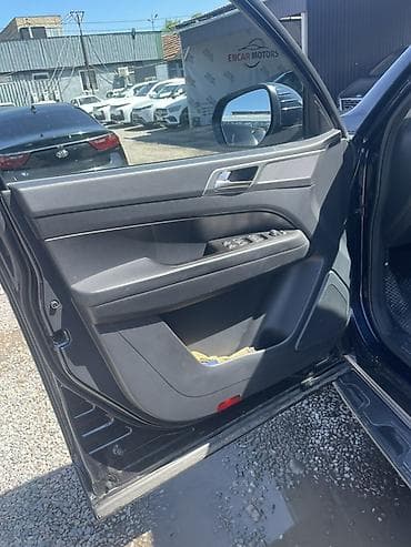 santa fe 4: Ssangyong Rexton Sports: 2019 г., 2.2 л, Автомат, Дизель, Пикап — 9