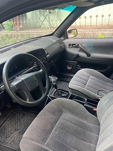 bew e34: Volkswagen Passat: 1990 г., 1.8 л, Механика, Бензин, Универсал — 6