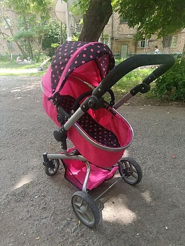 Оюнчуктар: Коляска для кукол. состояние новой, почти не пользовались. цена 3000 — 4