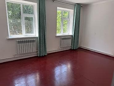 село лениския: 100 м², 3 комнаты, Семейным — 3