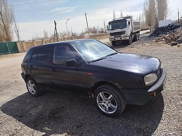 Продажа авто: Volkswagen Golf: 1993 г., 1.8 л, Механика, Бензин, Хэтчбэк — 1