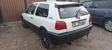 галф 2: Volkswagen Golf: 1994 г., 1.6 л, Механика, Бензин, Купе — 4