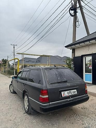 мерс 210 рул: Mercedes-Benz W124: 1994 г., 2 л, Кол менен иштөөчү, Универсал — 4