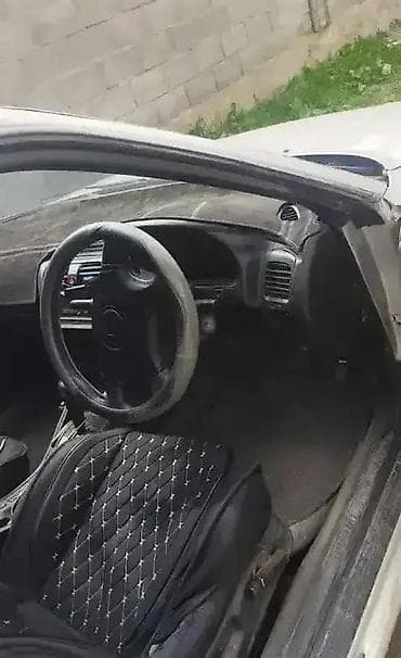 mark 2 2000: Subaru Legacy: 1995 г., 2 л, Автомат, Бензин, Универсал — 4