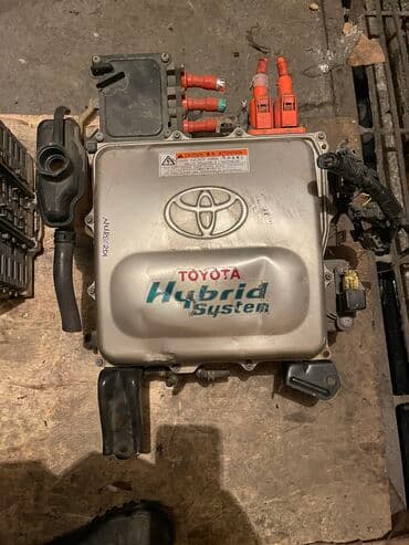 инверторы для солнечных батарей refusol: Инвертор
Тойота Приус 11 2 год 
Toyota Prius HNW11 2 god — 1