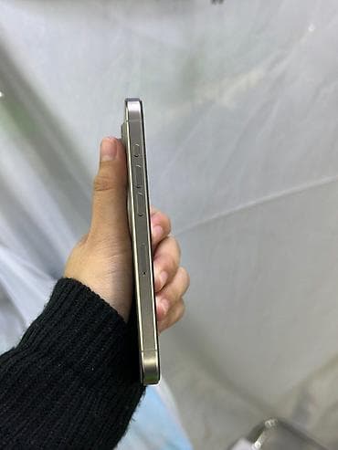 телефон iphone 5s: IPhone 15 Pro Max, Б/у, 512 ГБ, Natural Titanium, Зарядное устройство, Защитное стекло, Чехол, 84 % — 3