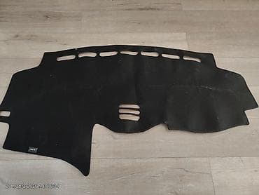 на понель: Ворсовые Накидка на панель Lexus, цвет - Черный, Б/у — 2