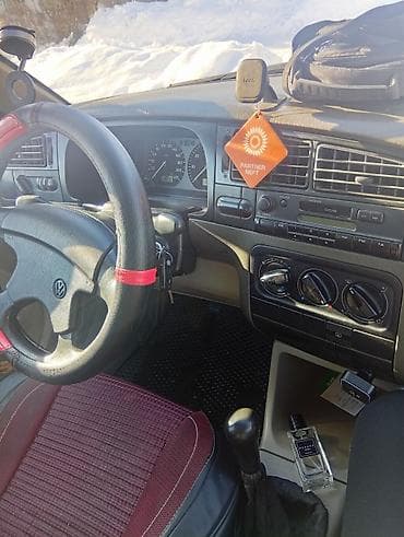 sprinter 2 7: Volkswagen Vento: 1996 г., 1.8 л, Механика, Бензин, Седан — 9