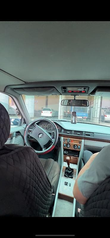 степ эреф 1: Mercedes-Benz W124: 1990 г., 2.3 л, Кол менен иштөөчү, Бензин, Седан — 5