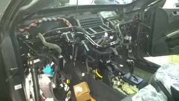 Ремонт деталей автомобиля