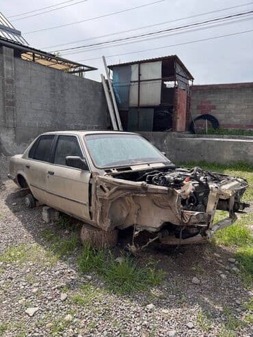 BMW 3 series: 1987 г., 3 л, Механика, Бензин, Купе