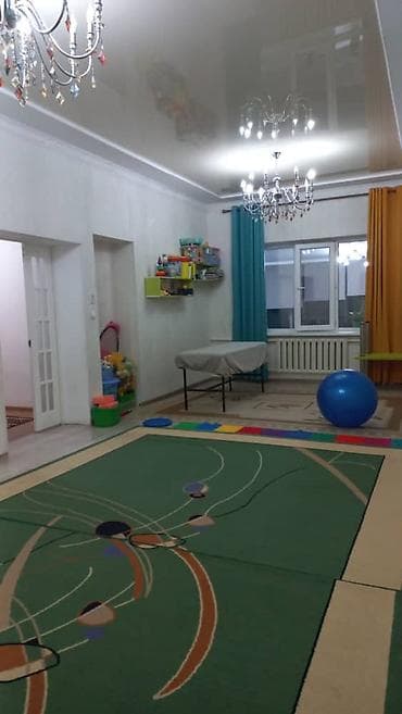 Үйлөр: Сдаётся особняк.можно под бизнес.200кв.депозит50т.район аламедиский — 9
