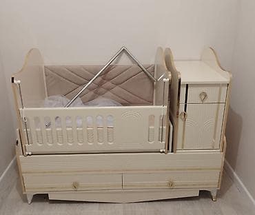 детский койнок: Балдар үчүн трансформер керебет, Жаңы, Башка түрү, түсү - Саргыч боз — 1