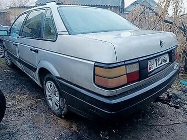 x5 2018: Volkswagen Passat: 1989 г., 1.8 л, Механика, Бензин, Универсал — 2