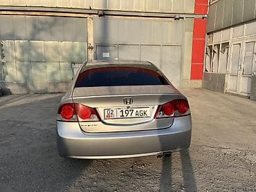 toyota noax: Honda Civic: 2007 г., 1.8 л, Седан — 4